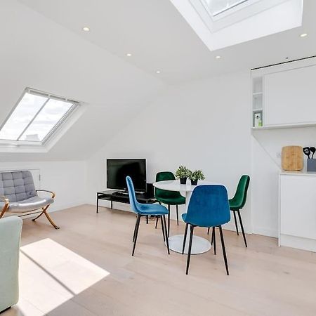 Modern 1 Bedroom Flat In Battersea London Exterior photo